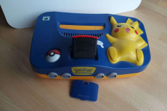 N64 Pikachu Konsole